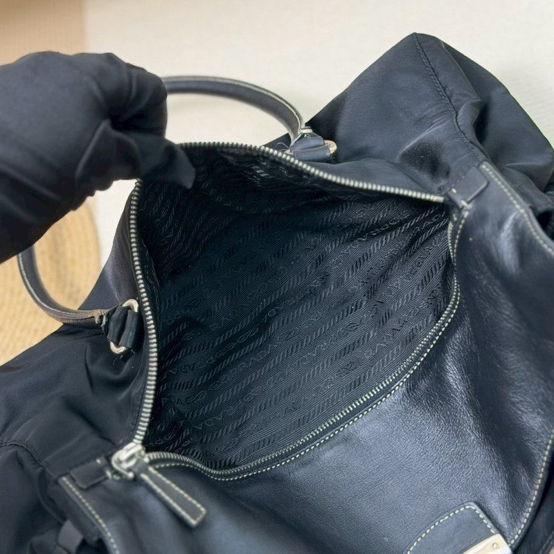 （酷颯美女快看😎）🏷️Prada 普拉達．Shoulder 中古長法棍/客人寄賣-21