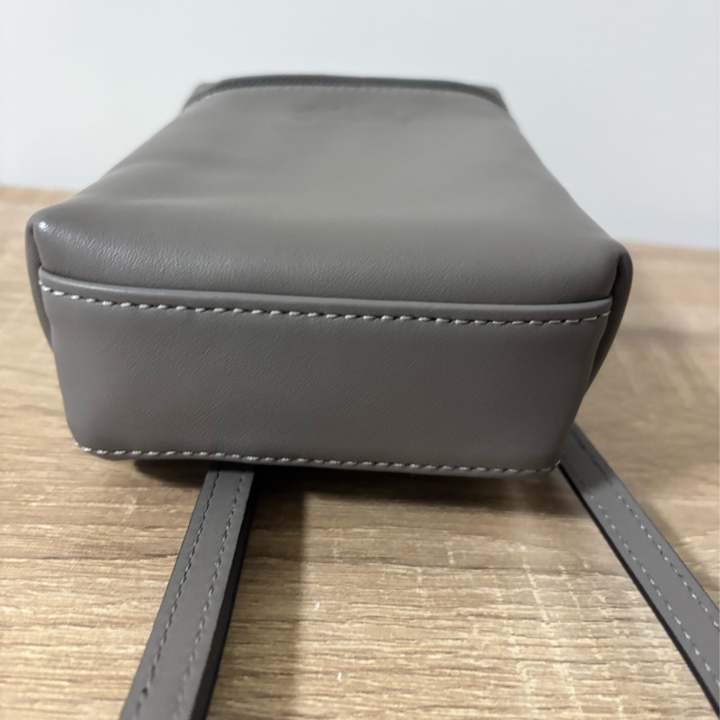 LONGCHAMP 斑鳩灰 迷你 手機包 LE PLIAGE XTRA系列牛皮直式斜背包-3