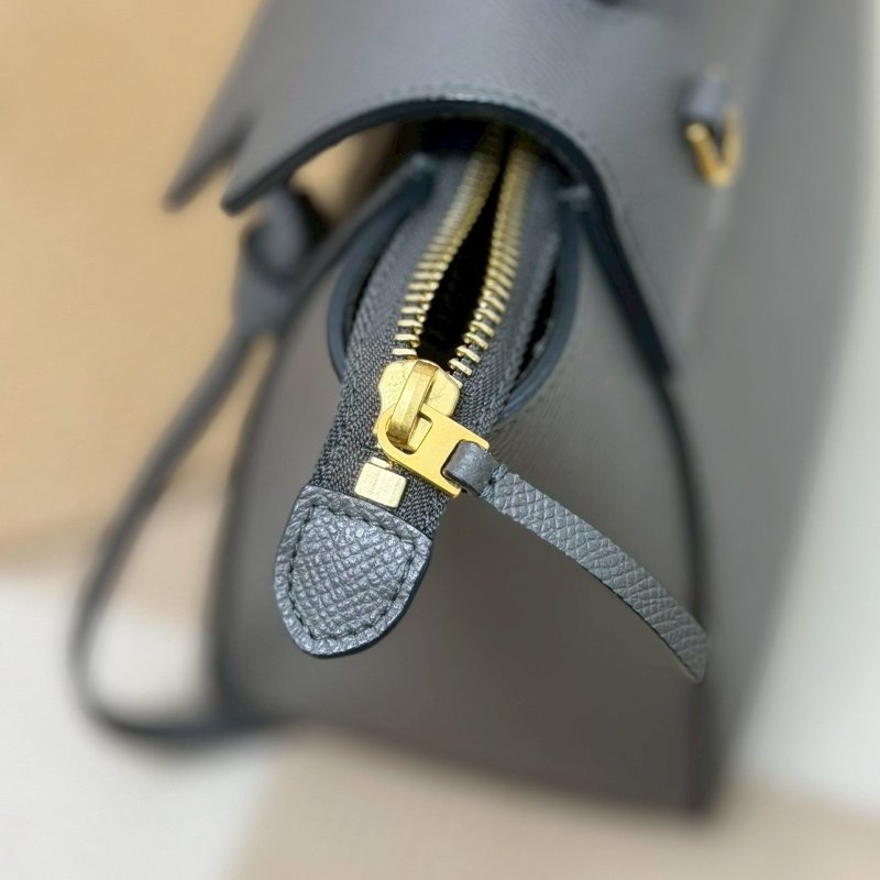 🏷Celine 瑟琳.Nano Belt 鯰魚包-19