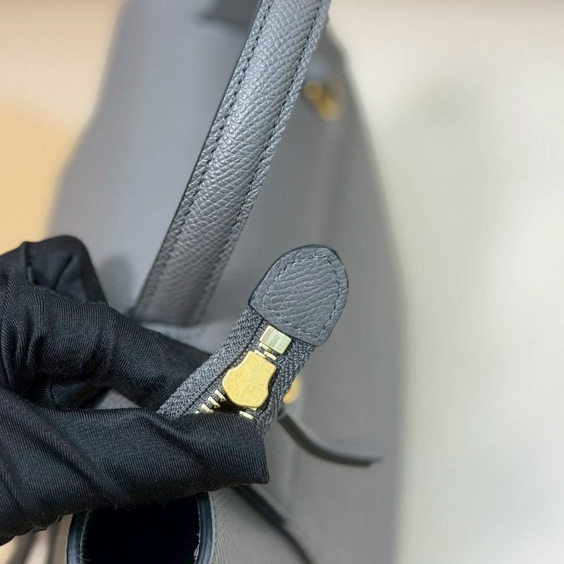 🏷Celine 瑟琳.Nano Belt 鯰魚包-20