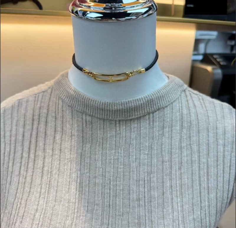 Hermes愛馬仕手繩 H豬鼻子標識 黑金 雙層皮手環 Choker兩用經典款時尚飾品-3