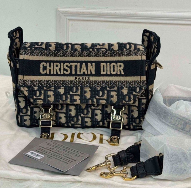 DIOR迪奧 DiorCamp郵差包 經典老花刺繡滿印帆布信使包 小號 可拆卸可調節肩帶 時尚百搭 女款單肩斜挎包-0