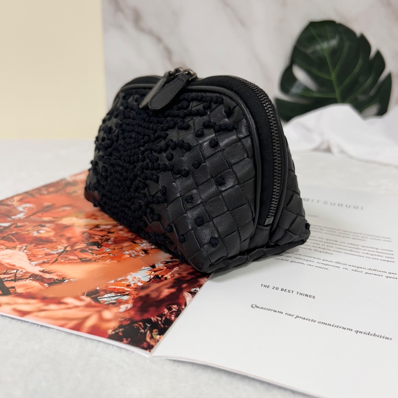 BV 刺繡編織皮革 Knot 黑色小羊皮 2021年-10