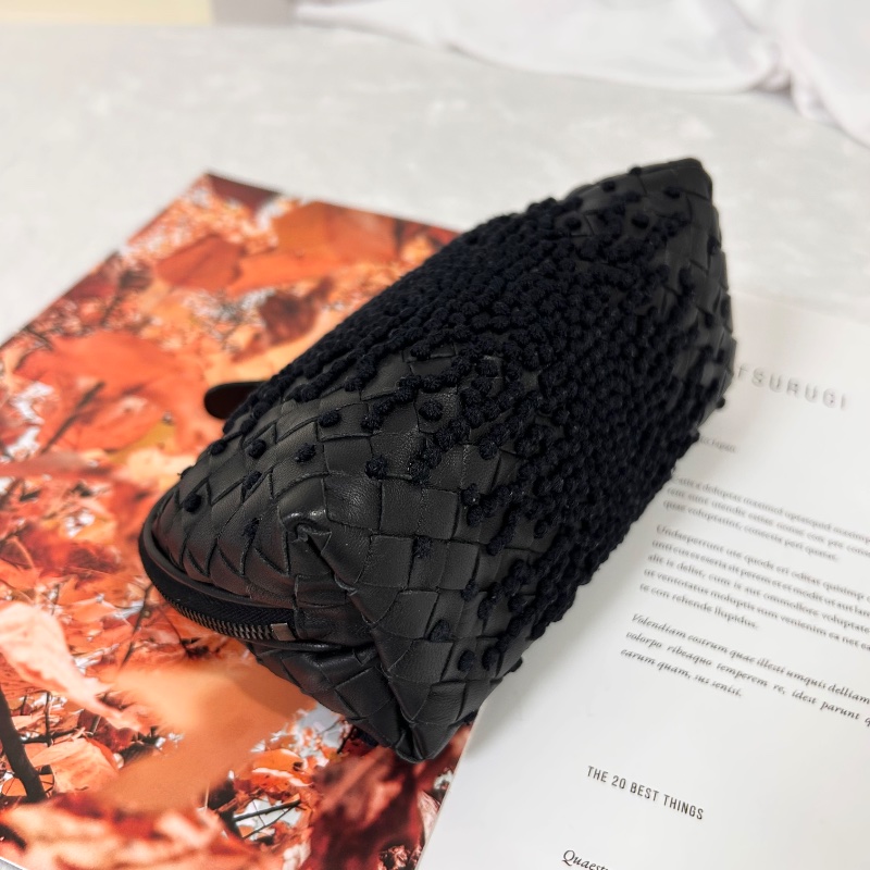 BV 刺繡編織皮革 Knot 黑色小羊皮 2021年-12