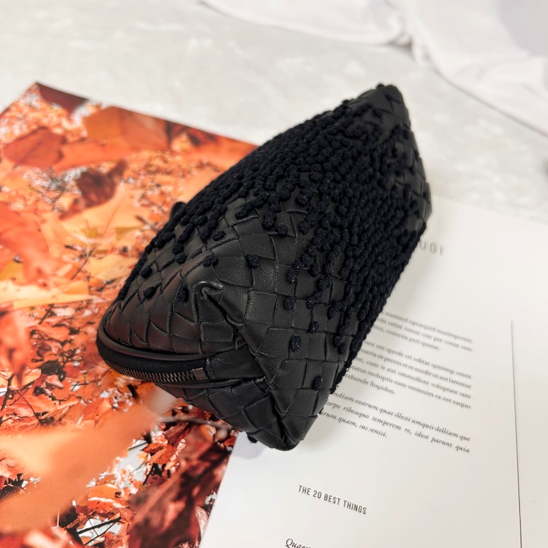 BV 刺繡編織皮革 Knot 黑色小羊皮 2021年-14