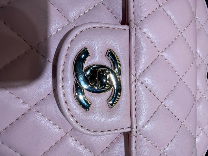 香奈兒心形鏈條包-1