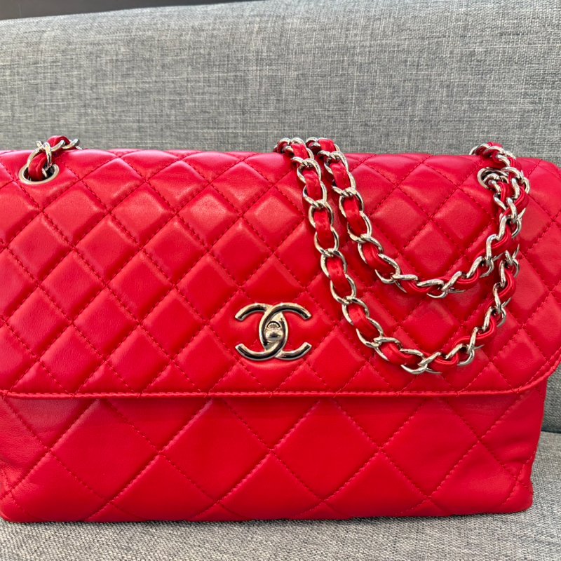 CHANEL 紅色羊皮口蓋包-0