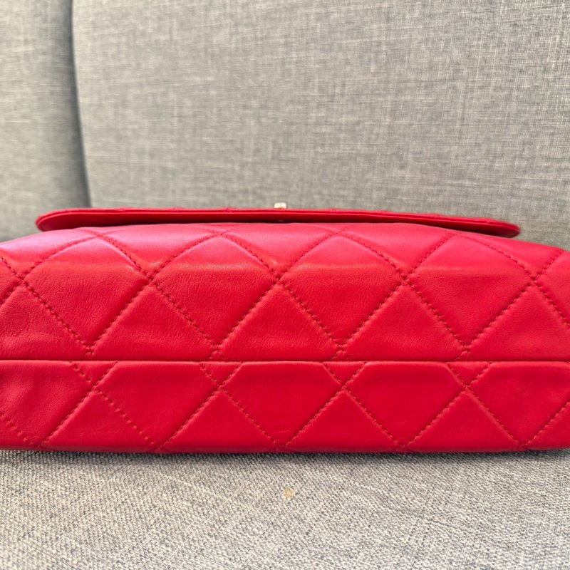 CHANEL 紅色羊皮口蓋包-7