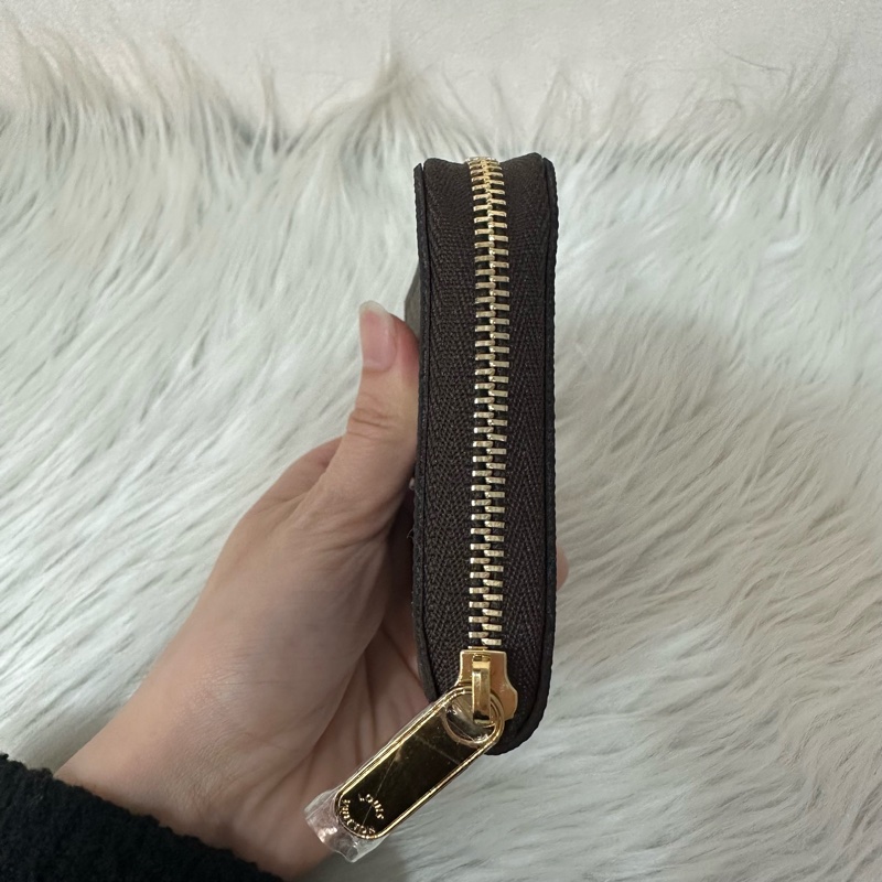 LV M60067 老花金釦拉鏈零錢包-3