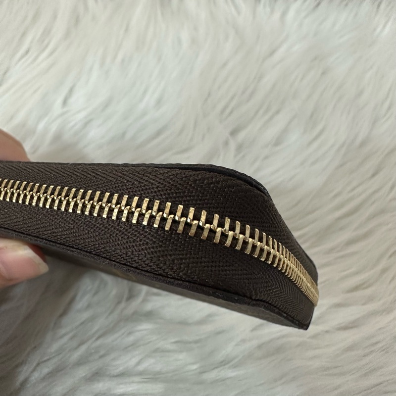 LV M60067 老花金釦拉鏈零錢包-14