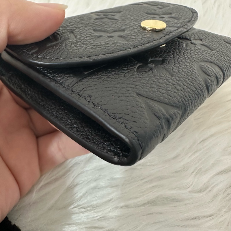 LV M81455 黑色牛皮壓紋金釦翻蓋零錢包 卡包-4