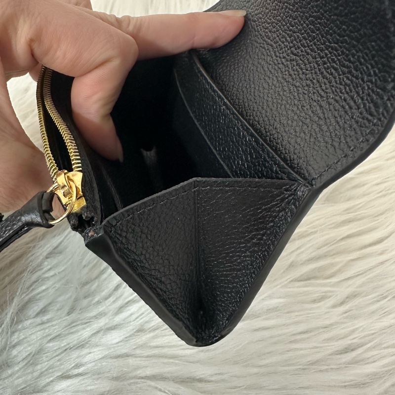 LV M81455 黑色牛皮壓紋金釦翻蓋零錢包 卡包-26