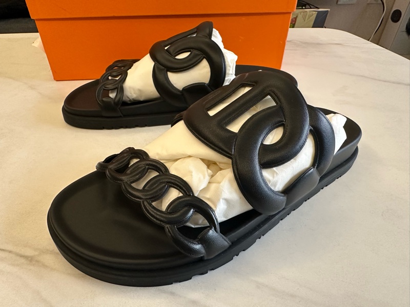 Hermes 新款豬鼻子二舅鞋-1