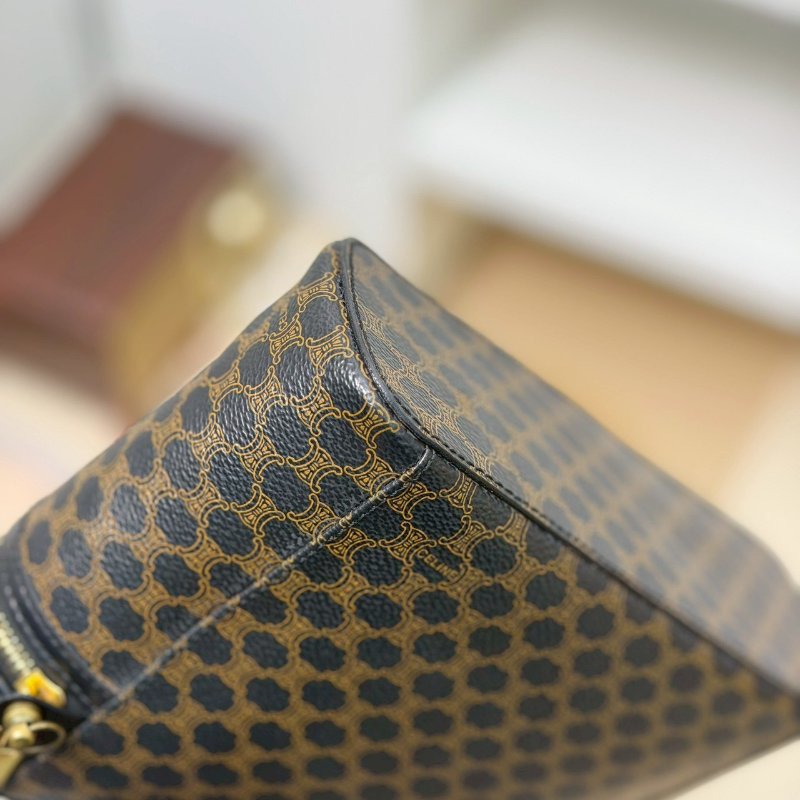 （賠本出清價💔）🏷Celine 瑟琳．中古黑老花化妝包改造-6