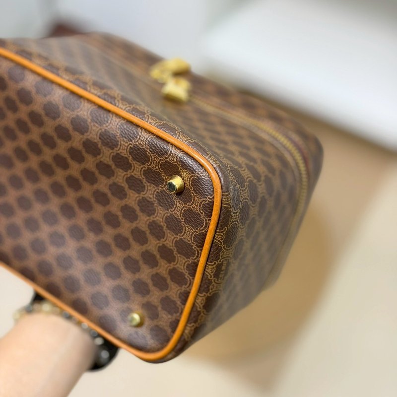 （賠本出清價💔）🏷Celine 瑟琳．中古老花飯盒化妝包改造-5