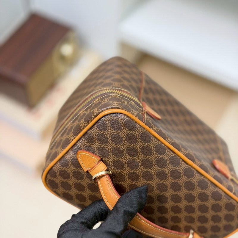 （賠本出清價💔）🏷Celine 瑟琳．中古老花飯盒化妝包改造-10