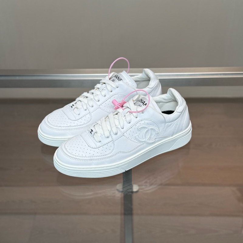 ⭐️CHANEL/香奈兒 23A 雙C logo 小白鞋 尺碼/36.5碼 成色/99-0