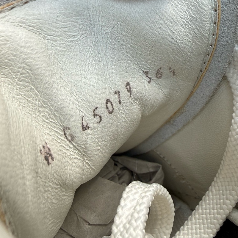 ⭐️CHANEL/香奈兒 23A 雙C logo 小白鞋 尺碼/36.5碼 成色/99-7