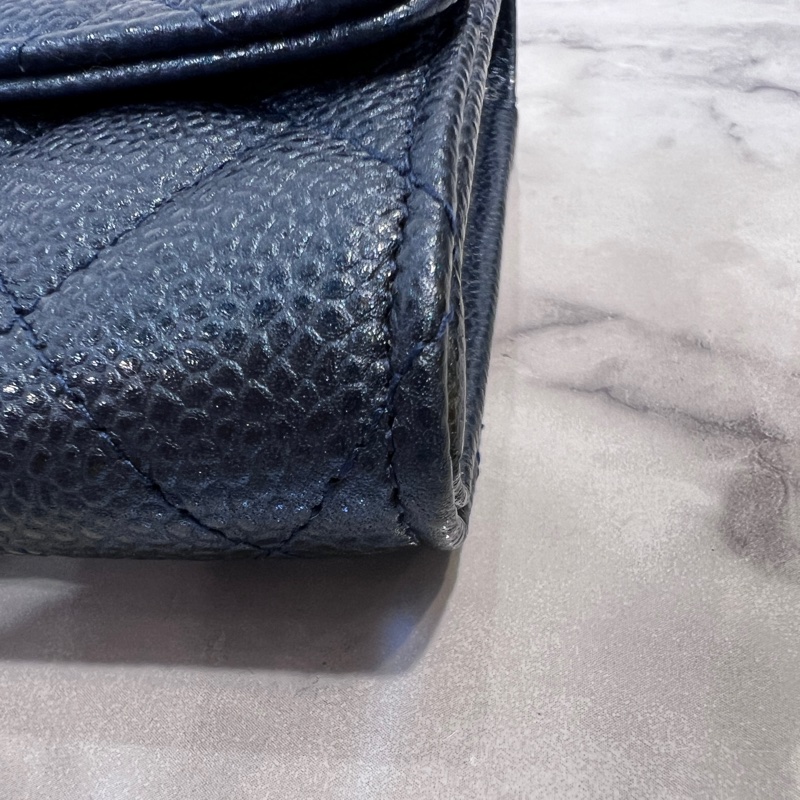 Chanel 珠光藍荔枝皮銀釦下蓋12卡長夾-6