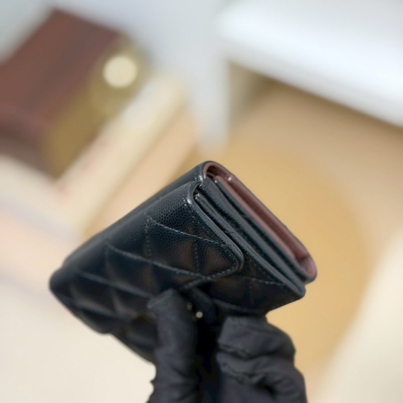 🏷️Chanel 香奈兒．Coco Mini 三折短夾 荔枝牛淡金扣-9