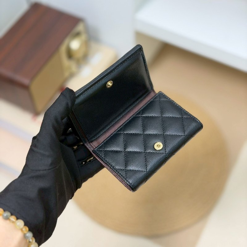 🏷️Chanel 香奈兒．Coco Mini 三折短夾 荔枝牛淡金扣-17