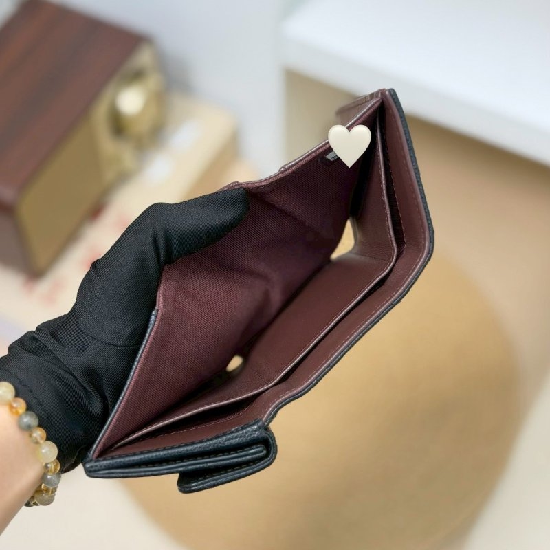 🏷️Chanel 香奈兒．Coco Mini 三折短夾 荔枝牛淡金扣-19