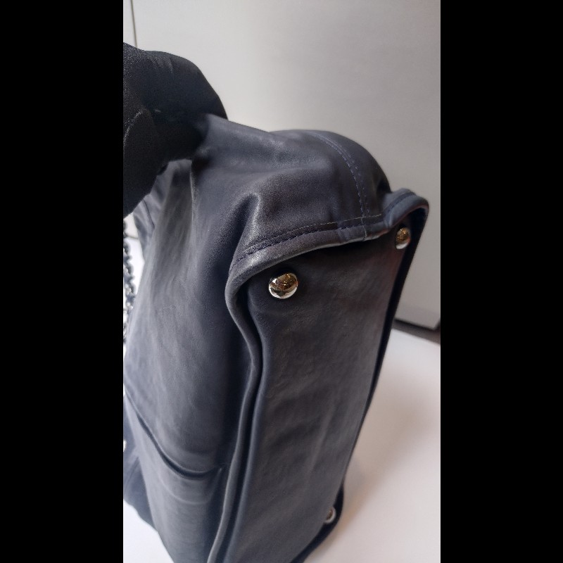 Chanel 銀鍊藍色皮革三層托特包-12