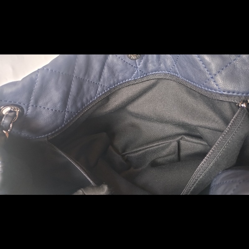 Chanel 銀鍊藍色皮革三層托特包-21
