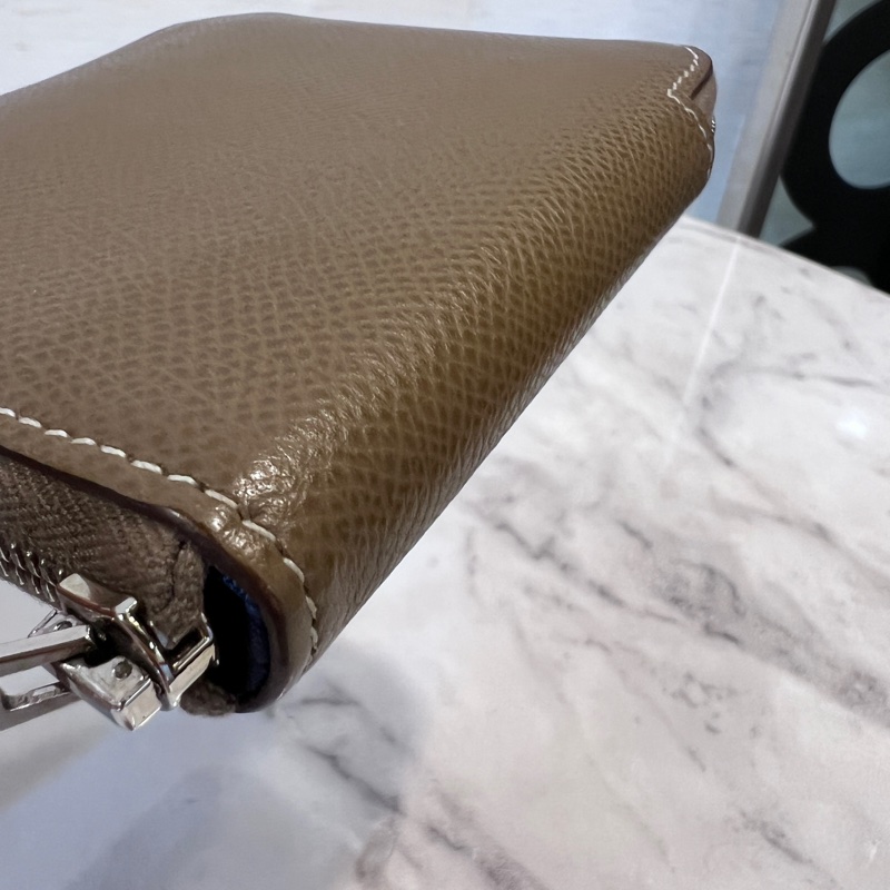 Hermes 18Etoupe大象灰Epsom皮銀釦Silk絲巾短夾-9