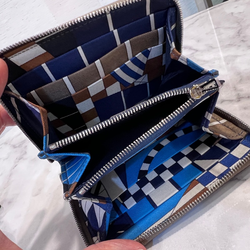 Hermes 18Etoupe大象灰Epsom皮銀釦Silk絲巾短夾-14