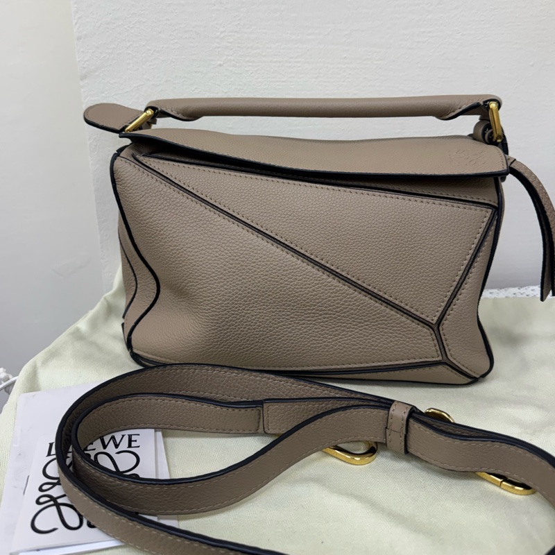 Loewe puzzle 小號沙色全配-1