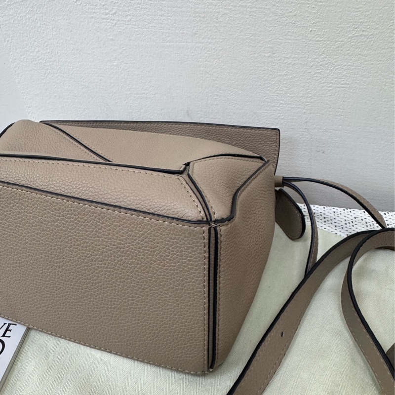 Loewe puzzle 小號沙色全配-7