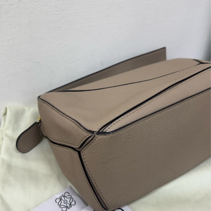 Loewe puzzle 小號沙色全配-10