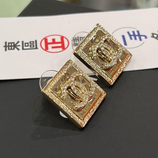 東區正精品㊣CHANEL ABA002全新未使用香奈兒金色雙C方形水鑽針式耳環 無原廠盒子 RZ6294-2