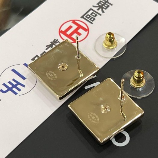 東區正精品㊣CHANEL ABA002全新未使用香奈兒金色雙C方形水鑽針式耳環 無原廠盒子 RZ6294-4