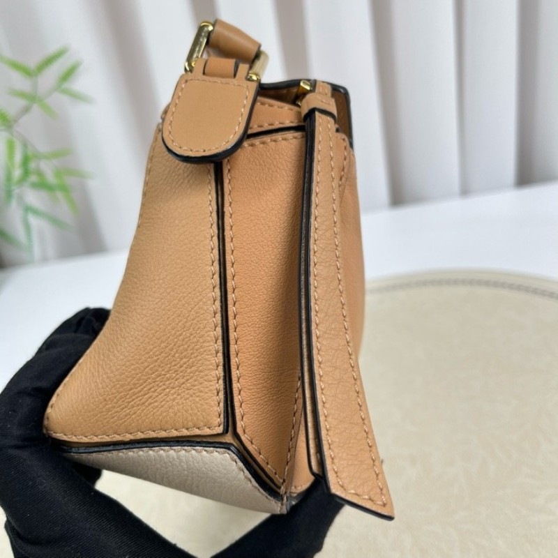 Loewe羅意威 puzzle mini焦糖色拼色幾何包 手提方便 可單肩可斜挎 皮質柔軟 日常百搭-12