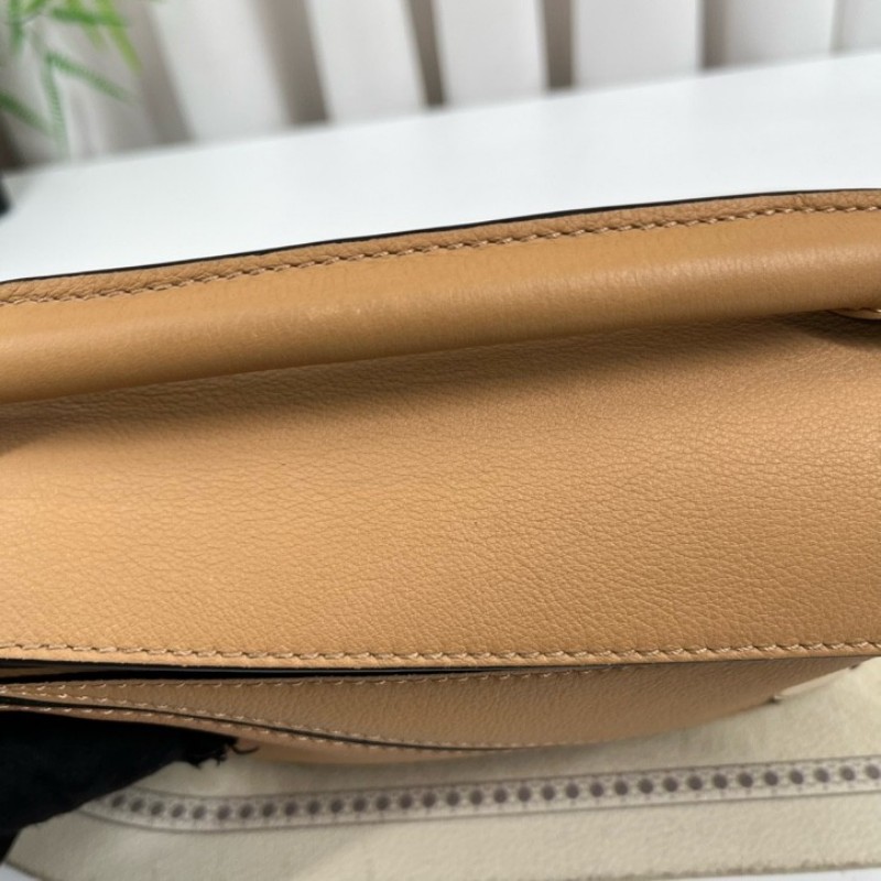 Loewe羅意威 puzzle mini焦糖色拼色幾何包 手提方便 可單肩可斜挎 皮質柔軟 日常百搭-15