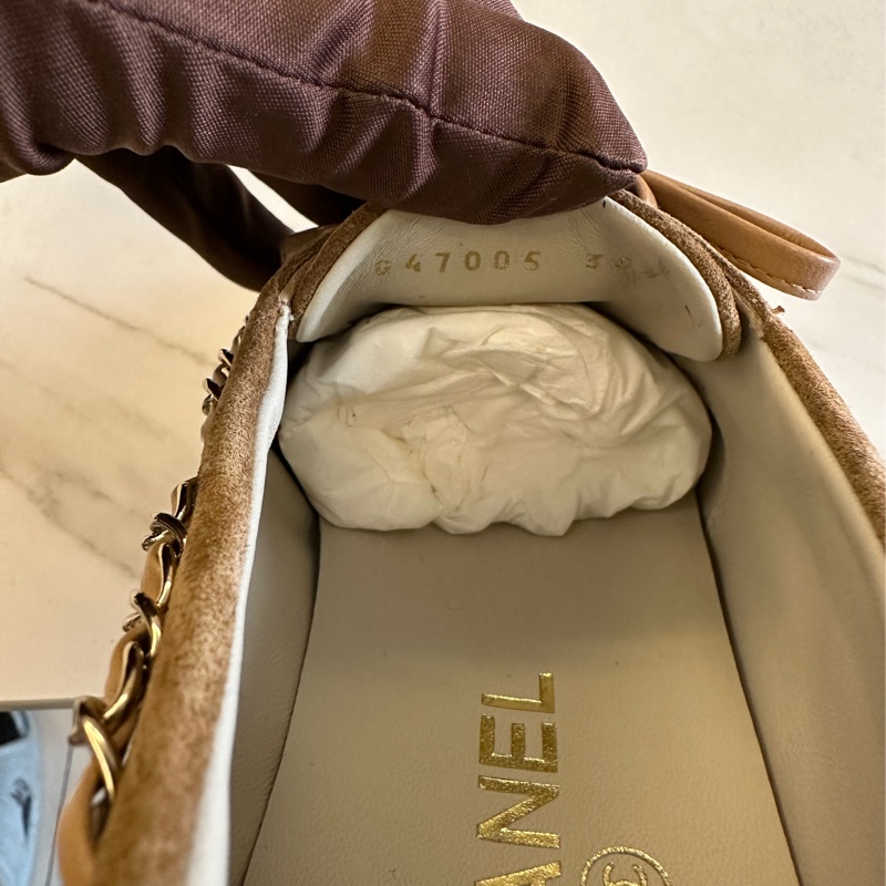 Chanel 棕色圓頭麂皮休閒鞋-4