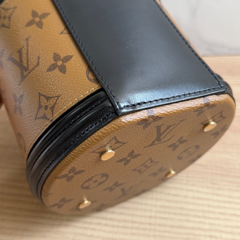 LV M43986 Cannes發財桶 晶片款式-11