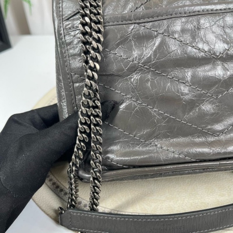 SAINT LAURENT聖羅蘭 Niki灰色小牛皮logo復古皺褶 鏈條包 可單肩手提 油蠟皮 上身效果超級美膩-19