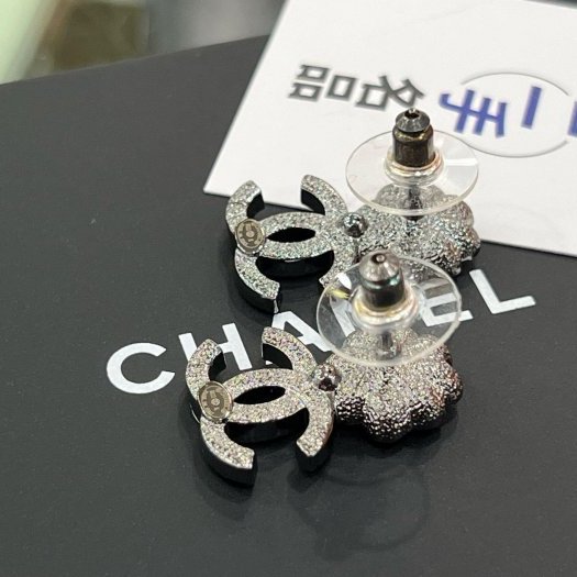 東區正精品㊣CHANEL AB9608 近全新香奈兒黑銀色雙C山茶花水鑽珍珠針式耳環 無原廠盒子 RZ6297-6