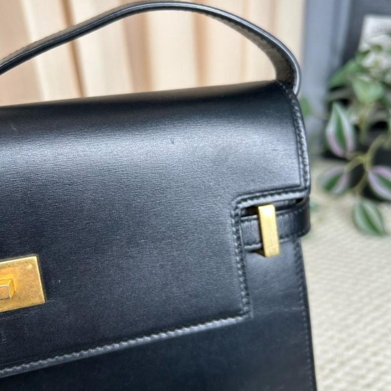 YSL聖羅蘭 MANHATTAN BOX曼哈頓系列黑金牛皮革肩背包 金色五金 經典黑色 容量大 日常通勤出門都合適 日常百搭-18