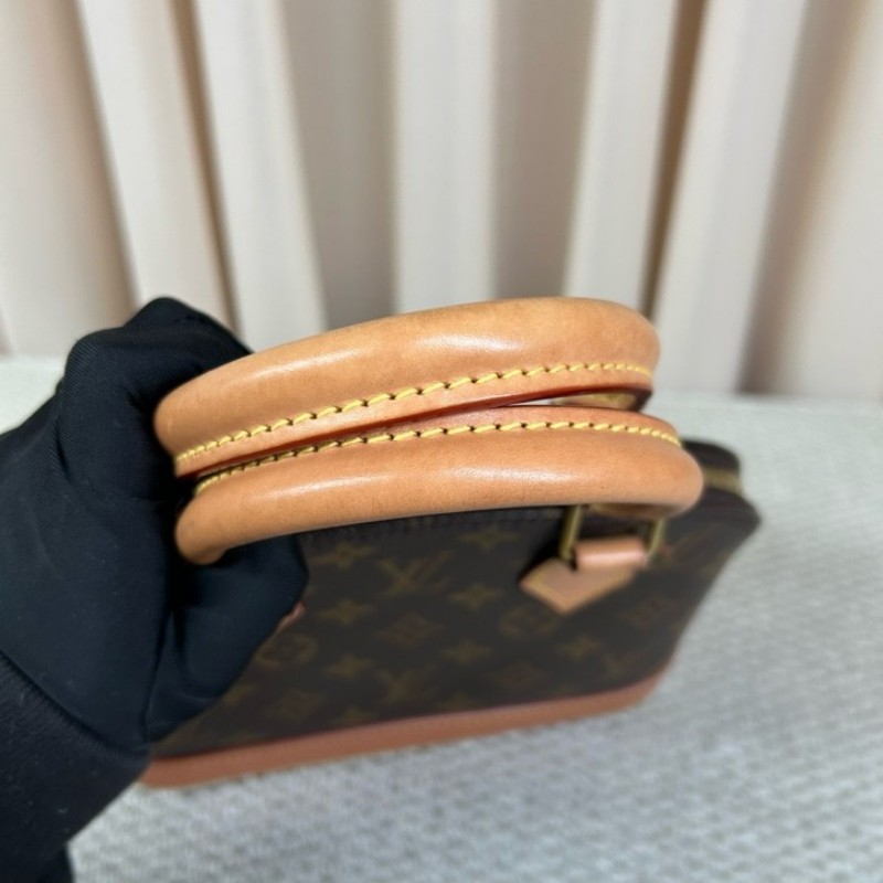 LV路易威登貝殼BB 芯片款 經典老花貝殼包 時尚百搭 手拎優雅 斜挎休閒 容量大-19