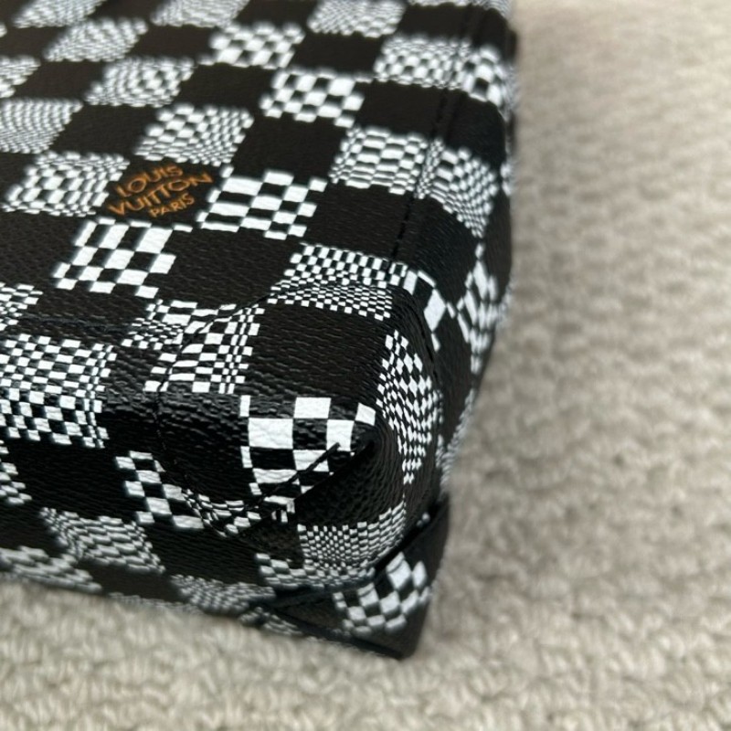 LV路易威登 steamer nano黑白棋盤格斜挎包 有肩帶 可單肩可斜挎可手提 斯卡版黑白棋盤格 趣味性upup 容量實用 日常通勤百搭-9