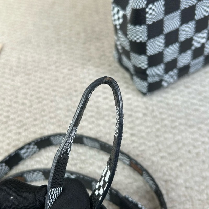 LV路易威登 steamer nano黑白棋盤格斜挎包 有肩帶 可單肩可斜挎可手提 斯卡版黑白棋盤格 趣味性upup 容量實用 日常通勤百搭-16