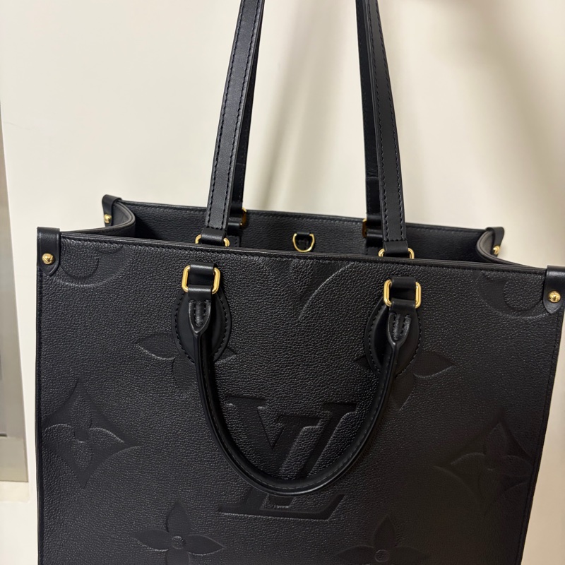 LV on the go M-11
