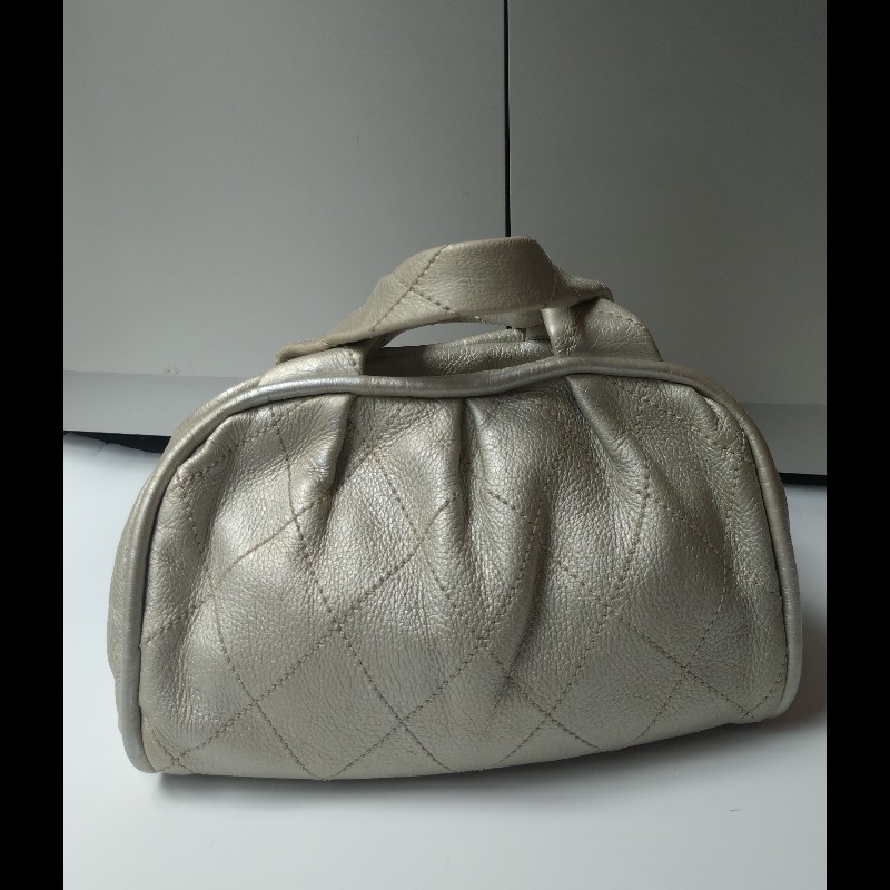 Chanel 銀色軟皮革抓皺手提波士頓包-2