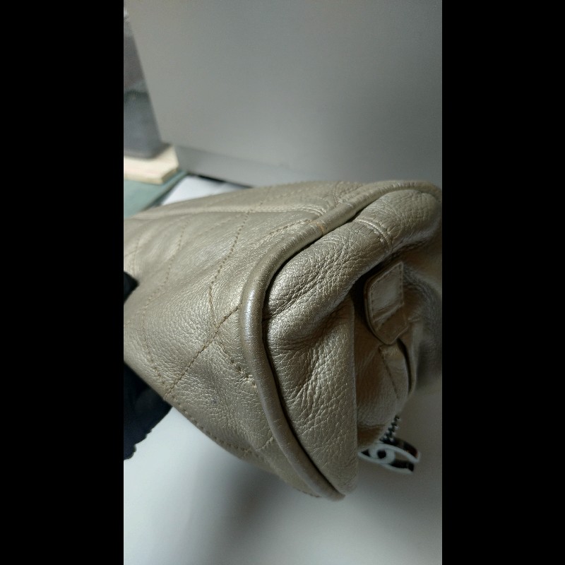 Chanel 銀色軟皮革抓皺手提波士頓包-9