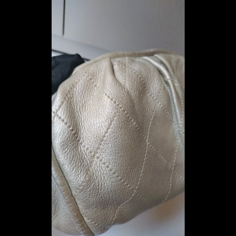 Chanel 銀色軟皮革抓皺手提波士頓包-13