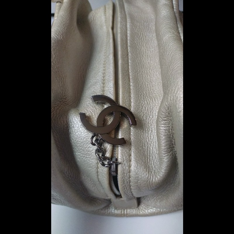 Chanel 銀色軟皮革抓皺手提波士頓包-24